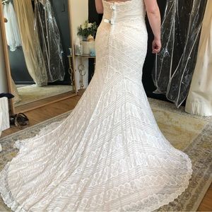 WToo by Watters Amelia wedding dress.  Size 20.